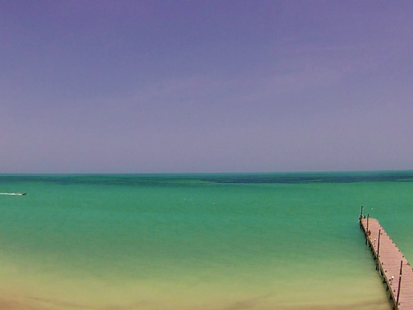 Terreno en venta en isla holbox - vista hacia el mar y muelle