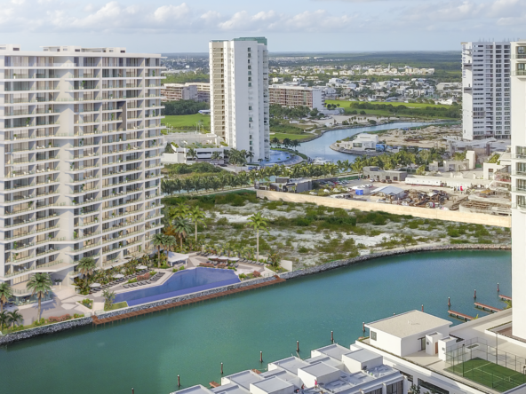 23- Edificio con muelle (cambio de color en piscina)