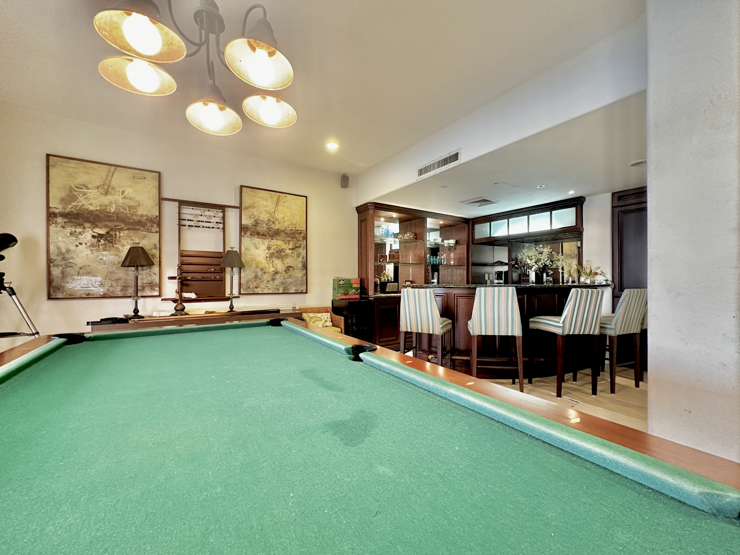 Departamento en Venta en Cancún en Zona Hotelera en Isla Dorada Billar