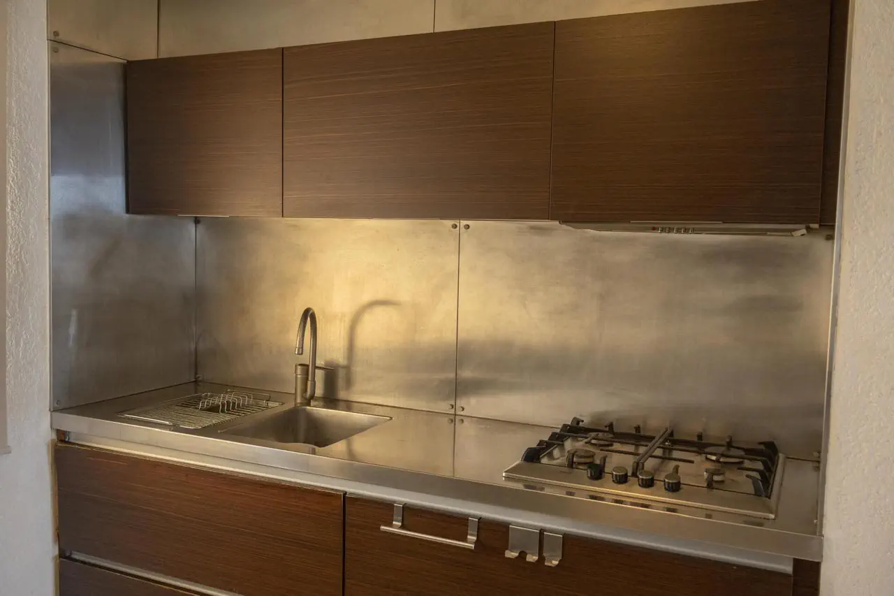 DEPARTAMENTO FRENTE AL MAR EN ZONA HOTELERA CANCUN COCINA