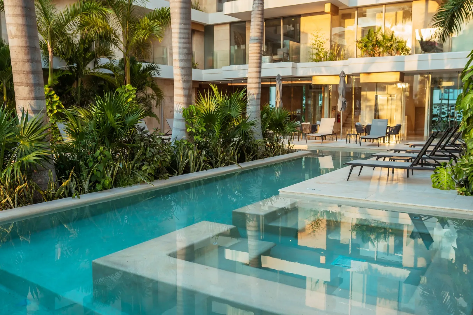 DEPARTAMENTO EN VENTA EN PUERTO CANCUN -ALBA MARINA ALBERCA